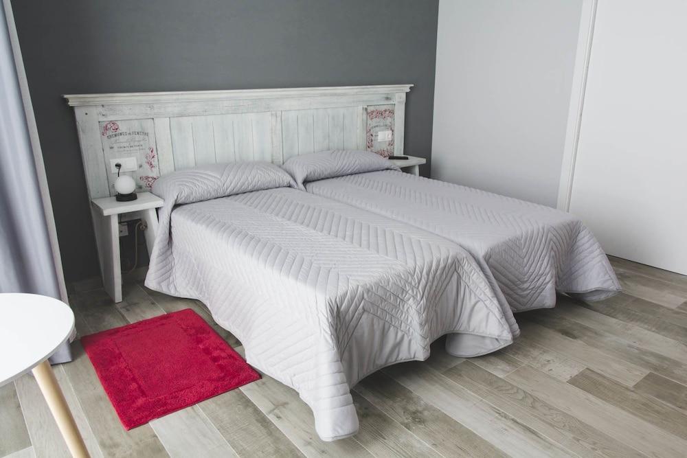 Hotel Mica Palas de Rei Eksteriør bilde